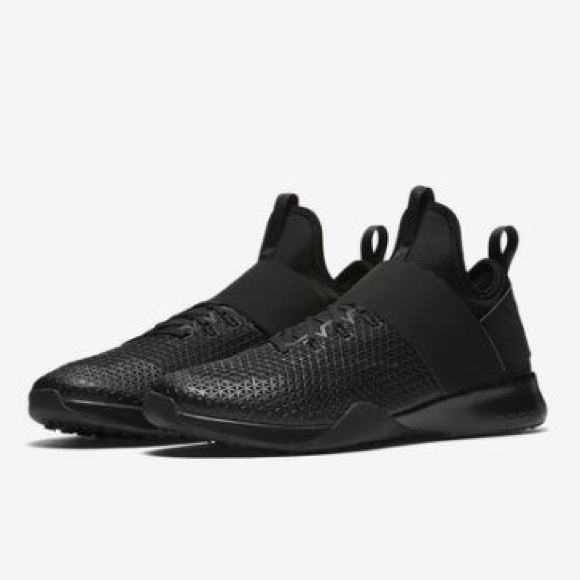 nike without shoe strings